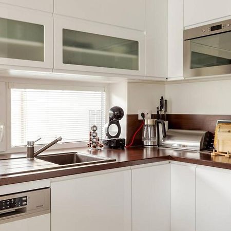 Modern 2 Bed House Near Bratislava With Parking Apartment Rovinka Exterior photo
