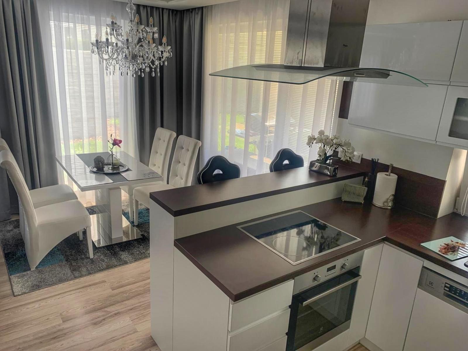 Modern 2 Bed House Near Bratislava With Parking Apartment Rovinka Exterior photo